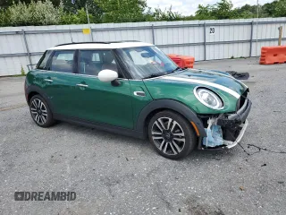 2021 MINI Hardtop 4 Door Oxford Edition with VIN WMWXU7C0XM2P49113, listed as a Copart auction lot 61437805 with 40,399 mi miles and Salvage title. Bid and sale history available at DreamBid. Image 4.