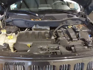 2008 Jeep Patriot Sport z VIN 1J8FF28W68D705251, wystawiony jako IAAI lot #42248701 z przebiegiem 121 033 mil mil oraz . Historia ofert i sprzedaży dostępna na DreamBid. Obrazek 10.