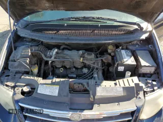 2006 Chrysler Town & Country LWB LX with VIN 2A4GP44R66R845776, listed as a Copart auction lot 79677204 with 213,272 mi miles and Salvage Title. Bid and sale history available at carsss.com. Image 13.