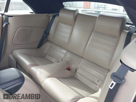 2005 Ford Mustang GT Deluxe with VIN 1ZVFT85H655215033, listed as a IAAI auction lot 41153294 with 71,436 mi miles and . Bid and sale history available at DreamBid. Image 8.