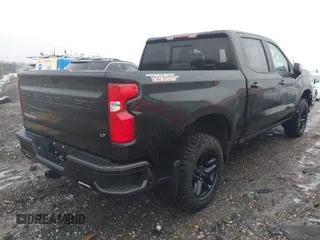 2020 Chevrolet Silverado 1500 LT Trail Boss with VIN 3GCPYFEL2LG319140, listed as a IAAI auction lot 41475510 with 111,424 mi miles. Bid and sale history available at carsss.com. Image 4.