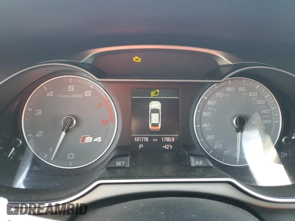 2013 Audi S4 Prestige with VIN WAUKGAFL6DA217710, listed as a Copart auction lot 82581114 with 101,776 mi miles and Clean Title. Bid and sale history available at carsss.com. Image 9.