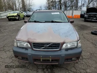 1998 Volvo V70 XC Cross Country z VIN YV1LZ5647W2430321, wystawiony jako Copart lot #85701174 z przebiegiem 205 873 mil mil oraz Szkoda całkowita • Salvage title. Historia ofert i sprzedaży dostępna na DreamBid. Obrazek 5.