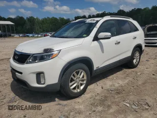 2015 Kia Sorento LX z VIN 5XYKTCA67FG599907, wystawiony jako Copart lot #59810435 z przebiegiem 176 950 mil mil oraz Szkoda całkowita • Salvage title. Historia ofert i sprzedaży dostępna na DreamBid. Obrazek 1.