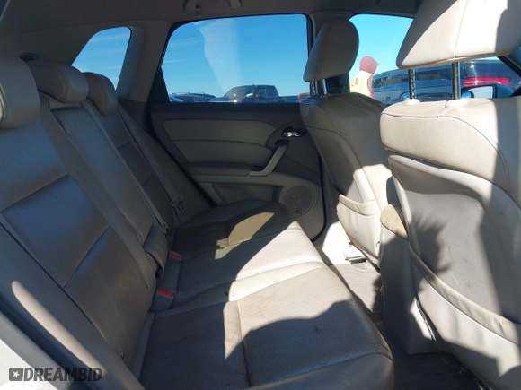 2011 Acura RDX Tech Pkg with VIN 5J8TB1H55BA004282, listed as a IAAI auction lot 41675700 with 417,592 mi miles. Bid and sale history available at carsss.com. Image 8.