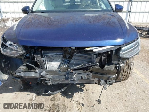 2024 Volkswagen Tiguan SE with VIN 3VVMB7AXXRM170782, listed as a IAAI auction lot 41754426 with 3,552 mi miles and . Bid and sale history available at DreamBid. Image 13.