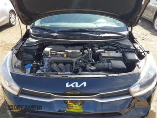 2022 Kia Rio S with VIN 3KPA24AD6NE502193, listed as a IAAI auction lot 42081391 with 18,683 mi miles and . Bid and sale history available at carsss.com. Image 10.