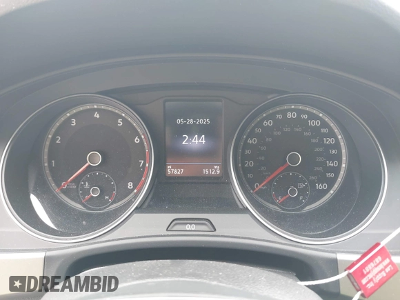 2019 Volkswagen Atlas SE with VIN 1V2WR2CA5KC514748, listed as a IAAI auction lot 42367164 with 57,827 mi miles and . Bid and sale history available at DreamBid. Image 7.