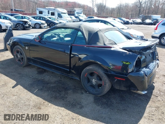 2000 Ford Mustang with VIN 1FAFP444XYF181018, listed as a IAAI auction lot 41943486 with 212,996 mi miles. Bid and sale history available at carsss.com. Image 3.