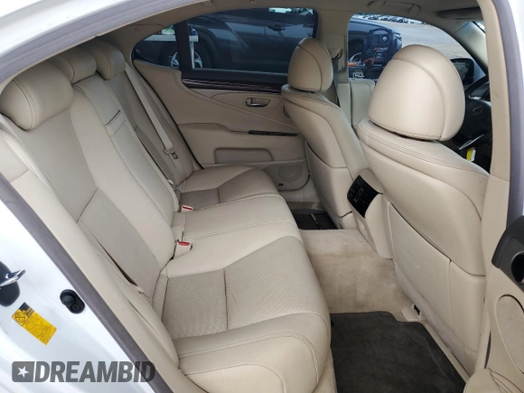 2014 Lexus LS 460 with VIN JTHCL5EF3E5021058, listed as a Copart auction lot 55998885 with 320,339 mi miles and Salvage title. Bid and sale history available at DreamBid. Image 10.