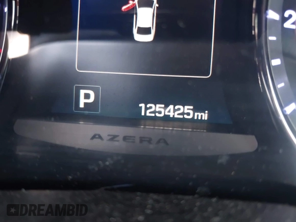 2015 Hyundai Azera z VIN KMHFG4JG3FA447672, wystawiony jako IAAI lot #42474930 z przebiegiem 125 425 mil mil oraz . Historia ofert i sprzedaży dostępna na DreamBid. Obrazek 15.