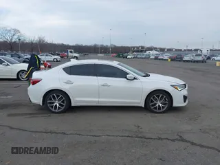 2019 Acura ILX w/Premium Pkg with VIN 19UDE2F7XKA002713, listed as a IAAI auction lot 41666039 with 73,332 mi miles. Bid and sale history available at carsss.com. Image 13.