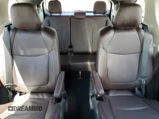 2024 Toyota Sienna Platinum z VIN 5TDESKFC4RS134873, wystawiony jako Copart lot #57152205 z przebiegiem 29 066 mil mil oraz Szkody całkowita. Historia ofert i sprzedaży dostępna na DreamBid. Obrazek 10.