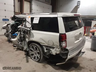 2017 Chevrolet Suburban Premier with VIN 1GNSKJKC6HR402877, listed as a IAAI auction lot 41422660 with 117,736 mi miles. Bid and sale history available at carsss.com. Image 3.