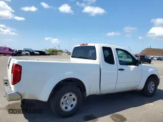 2014 Nissan Frontier S with VIN 1N6BD0CTXEN716401, listed as a Copart auction lot 81276754 with 134,504 mi miles and Clean title. Bid and sale history available at DreamBid. Image 3.