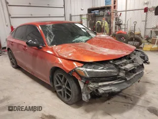 2022 Honda Civic Si with VIN 2HGFE1E51NH471035, listed as a IAAI auction lot 41530936 with 47,516 mi miles and . Bid and sale history available at DreamBid. Image 1.