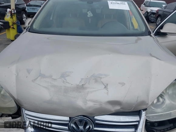 2005 Volkswagen Jetta 2.5 with VIN 3VWSG71K75M604112, listed as a IAAI auction lot 42196395 with 72,142 mi miles and . Bid and sale history available at DreamBid. Image 10.