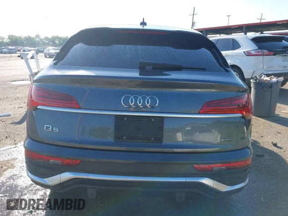 2022 Audi Q5 Sportback S line Premium с VIN WA14AAFY3N2090977, выставлен на аукционе IAAI как лот 42174322 с пробегом Не указан миль и . История ставок и продаж доступна на DreamBid. Изображение 16.