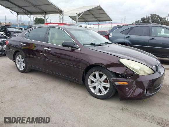 2005 Lexus ES 330 with VIN JTHBA30G955061537, listed as a IAAI auction lot 42024501 with 131,132 mi miles. Bid and sale history available at carsss.com. Image 1.