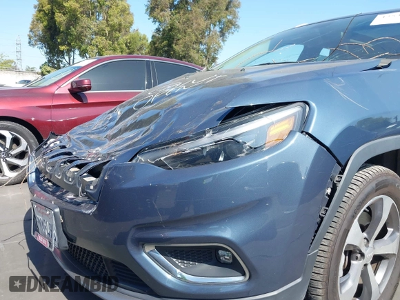 2019 Jeep Cherokee Limited with VIN 1C4PJMDX4KD400228, listed as a IAAI auction lot 42533145 with 64,537 mi miles and . Bid and sale history available at DreamBid. Image 20.