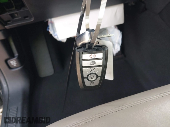 2022 Ford Explorer XLT с VIN 1FMSK7DH7NGB16544, выставлен на аукционе IAAI как лот 41549125 с пробегом 48 757 миль миль и . История ставок и продаж доступна на DreamBid. Изображение 11.