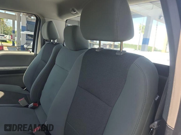 2019 Ford F-150 XL z VIN 1FTMF1CB5KKF20141, wystawiony jako IAAI lot #42731426 z przebiegiem 124 009 mil mil oraz . Historia ofert i sprzedaży dostępna na DreamBid. Obrazek 1.