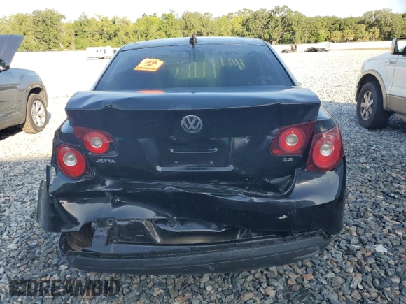 2009 Volkswagen Jetta SE z VIN 3VWRZ71K99M166918, wystawiony jako Copart lot #55511655 z przebiegiem 212 200 mil mil oraz Szkoda całkowita • Salvage title. Historia ofert i sprzedaży dostępna na DreamBid. Obrazek 6.
