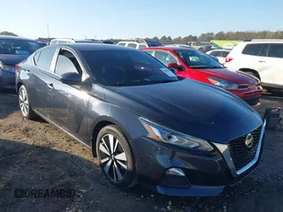 2021 Nissan Altima SV with VIN 1N4BL4DV2MN317791, listed as a IAAI auction lot 41492804 with 155,875 mi miles and . Bid and sale history available at carsss.com. Image 6.