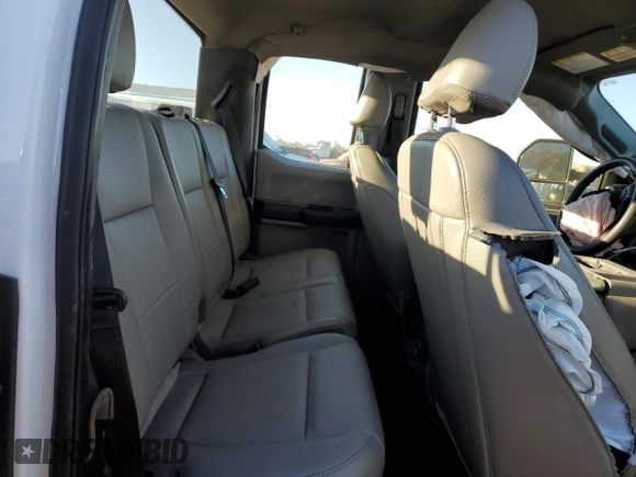 2022 Ford F-350 with VIN 1FT8X3BN8NEF25861, listed as a Copart auction lot 72561044 with 23,933 mi miles and Salvage title. Bid and sale history available at DreamBid. Image 10.
