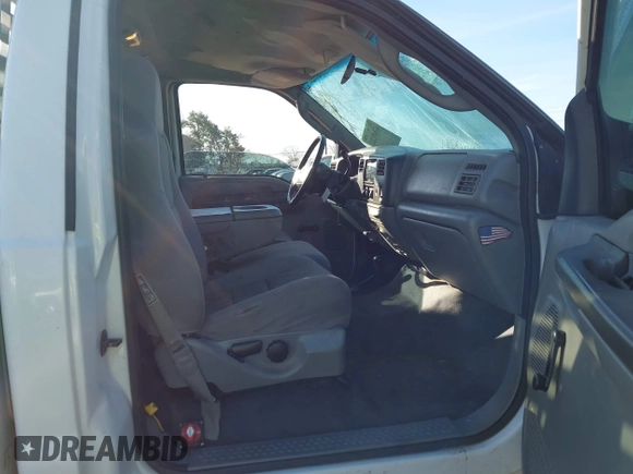 2003 Ford F-350 with VIN 1FTSF31P43EB41147, listed as a IAAI auction lot 41549212 with 174,321 mi miles and . Bid and sale history available at DreamBid. Image 5.