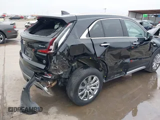 2020 Cadillac XT4 AWD Premium Luxury with VIN 1GYFZDR47LF122394, listed as a IAAI auction lot 41703115 with 69,366 mi miles. Bid and sale history available at carsss.com. Image 18.