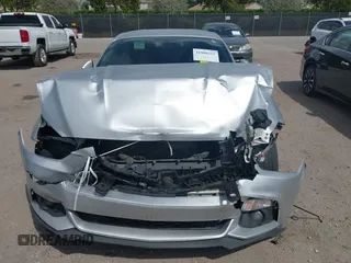 2016 Ford Mustang EcoBoost z VIN 1FA6P8TH5G5305096, wystawiony jako IAAI lot #41908211 z przebiegiem 106 585 mil mil oraz . Historia ofert i sprzedaży dostępna na DreamBid. Obrazek 6.