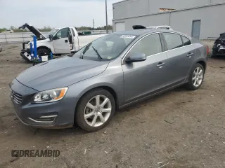 2016 Volvo S60 T5 Drive-E Premier z VIN YV126MFK7G2392538, wystawiony jako Copart lot #53065895 z przebiegiem 91 239 mil mil oraz Czysty tytuł • Clean title. Historia ofert i sprzedaży dostępna na DreamBid. Obrazek 1.