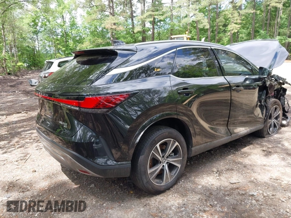 2024 Lexus RX 350 with VIN 2T2BAMCAXRC038674, listed as a IAAI auction lot 42145782 with 38,483 mi miles and . Bid and sale history available at DreamBid. Image 4.