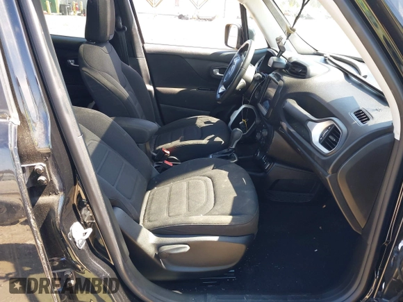 2018 Jeep Renegade Latitude with VIN ZACCJBBB8JPG82416, listed as a IAAI auction lot 41977023 with 75,092 mi miles and . Bid and sale history available at carsss.com. Image 5.