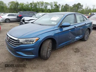 2021 Volkswagen Jetta S с VIN 3VWC57BU1MM070677, выставлен на аукционе IAAI как лот 42312226 с пробегом 53 808 миль миль и . История ставок и продаж доступна на DreamBid. Изображение 2.