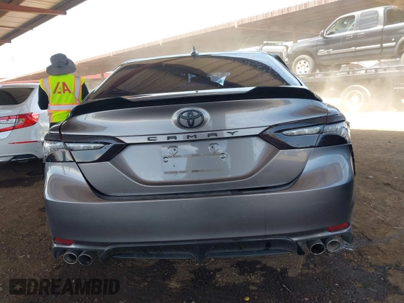 2021 Toyota Camry XSE z VIN 4T1K61AK7MU518176, wystawiony jako IAAI lot #42121890 z przebiegiem 70 634 mil mil oraz . Historia ofert i sprzedaży dostępna na DreamBid. Obrazek 17.