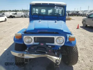 1980 Toyota Land Cruiser z VIN FJ4365951, wystawiony jako Copart lot #50017605 z przebiegiem 276 800 mil mil oraz Szkoda całkowita • Salvage title. Historia ofert i sprzedaży dostępna na DreamBid. Obrazek 5.