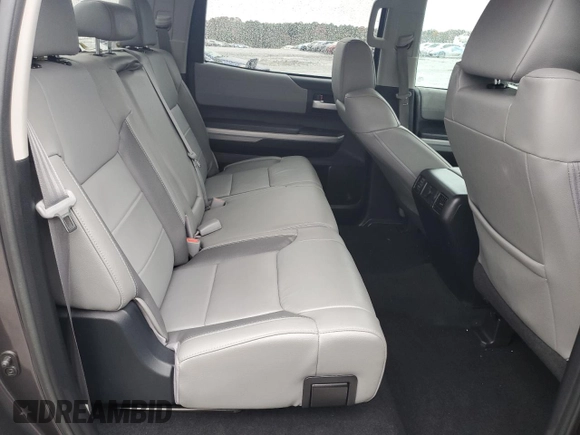 2018 Toyota Tundra 2WD SR5 with VIN 5TFFY5F13JX234805, listed as a Copart auction lot 83526764 with 181,940 mi miles and Salvage Title. Bid and sale history available at carsss.com. Image 10.