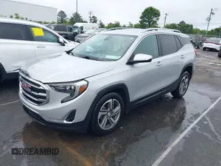 2020 GMC Terrain SLT z VIN 3GKALPEV6LL136556, wystawiony jako IAAI lot #42228618 z przebiegiem 85 070 mil mil oraz . Historia ofert i sprzedaży dostępna na DreamBid. Obrazek 2.