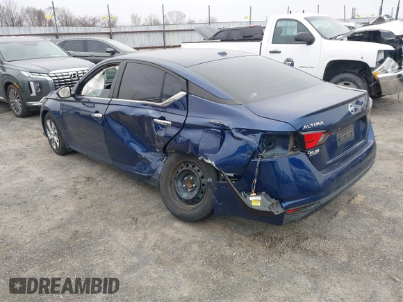 2020 Nissan Altima S z VIN 1N4BL4BV0LC113410, wystawiony jako IAAI lot #41500686 z przebiegiem 73 843 mil mil oraz . Historia ofert i sprzedaży dostępna na DreamBid. Obrazek 3.