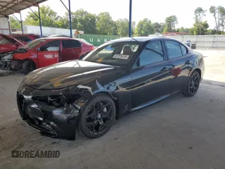 2021 Alfa Romeo Giulia с VIN ZARFAMAN7M7645756, выставлен на аукционе Copart как лот 61723415 с пробегом 26 074 миль миль и Списание • Salvage title. История ставок и продаж доступна на DreamBid. Изображение 1.