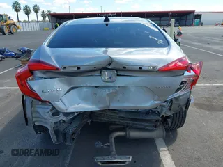 2019 Honda Civic Sedan Sport with VIN 2HGFC2F82KH519464, listed as a IAAI auction lot 41940030 with 59,718 mi miles. Bid and sale history available at carsss.com. Image 17.