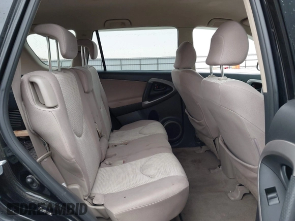 2008 Toyota RAV4 with VIN JTMZD33VX86059196, listed as a IAAI auction lot 41697456 with 267,334 mi miles. Bid and sale history available at carsss.com. Image 8.