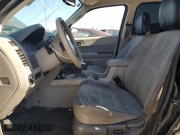 2011 Ford Escape Hybrid with VIN 1FMCU5K30BKC25365, listed as a Copart auction lot 61581755 with 272,941 mi miles and Salvage title. Bid and sale history available at DreamBid. Image 7.