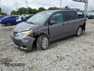 2015 Toyota Sienna LE with VIN 5TDJK3DC5FS112089, listed as a Copart auction lot 60561075 with 95,802 mi miles and Salvage title. Bid and sale history available at DreamBid. Image 1.