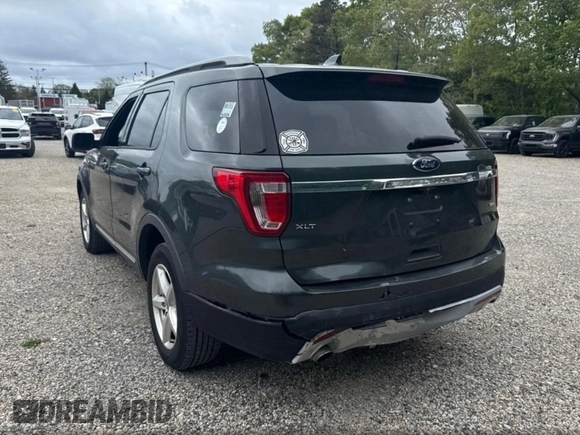 2016 Ford Explorer XLT z VIN 1FM5K8DH4GGD20336, wystawiony jako Copart lot #58873765 z przebiegiem 174 293 mil mil oraz Czysty tytuł • Clean title. Historia ofert i sprzedaży dostępna na DreamBid. Obrazek 3.