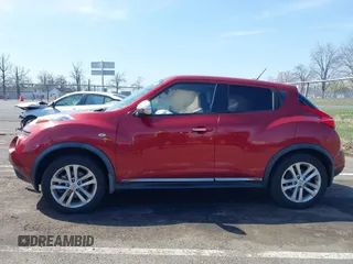 2013 Nissan Juke S with VIN JN8AF5MV5DT210785, listed as a IAAI auction lot 41902951 with 145,799 mi miles. Bid and sale history available at carsss.com. Image 14.