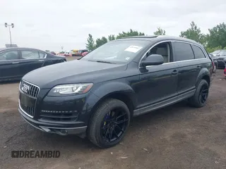 2010 Audi Q7 Premium Plus with VIN WA1LYAFE6AD007439, listed as a IAAI auction lot 42570983 with 96,542 mi miles and . Bid and sale history available at DreamBid. Image 2.