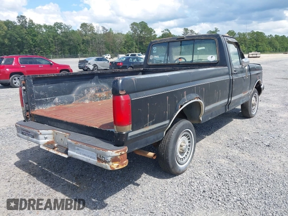 1989 Ford F-150 with VIN 2FTEF14N0KCA90438, listed as a IAAI auction lot 42448592 with 40,038 mi miles and . Bid and sale history available at DreamBid. Image 4.